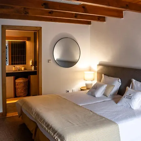 Quinta De S. Jose - 4* Ervedosa do Douro